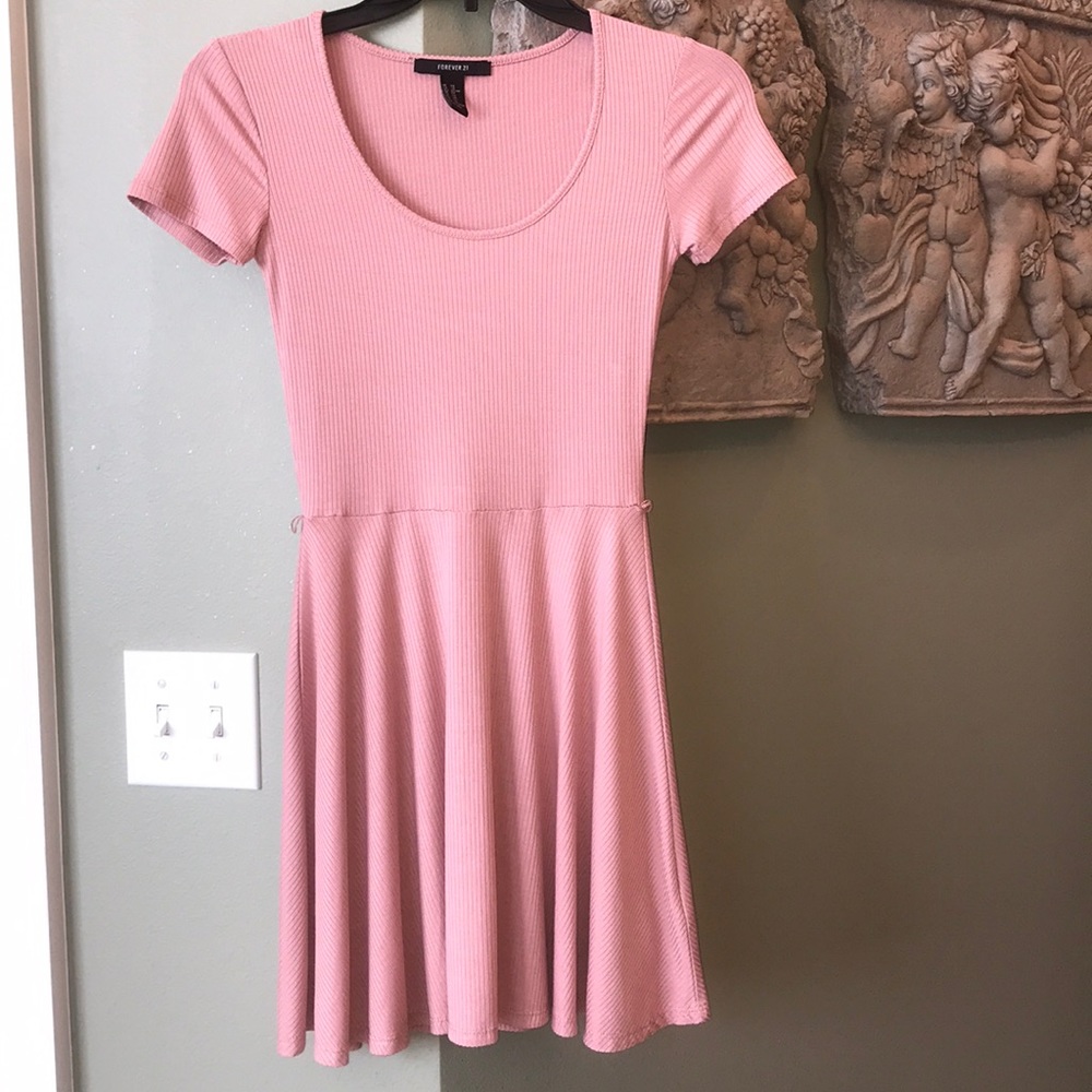 Rose colored dress 🌺 3 for $20 or 4 for $25